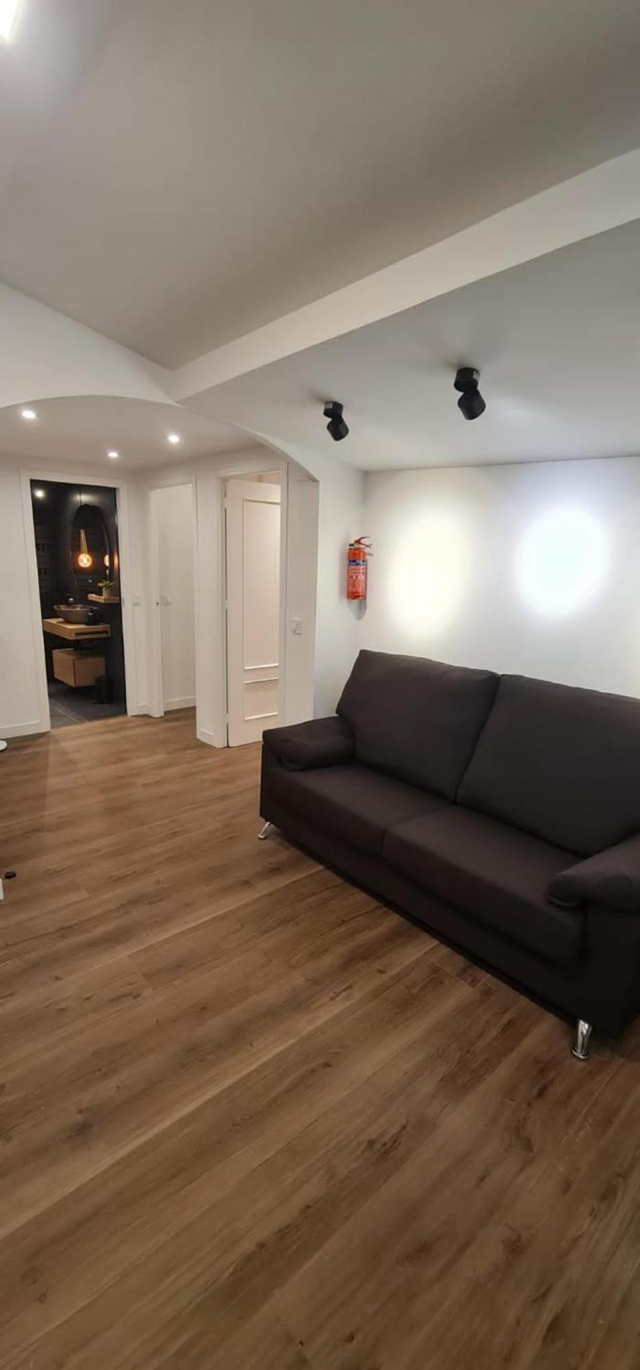 Atico De Diseno En El Centro Apartment Oviedo Ngoại thất bức ảnh